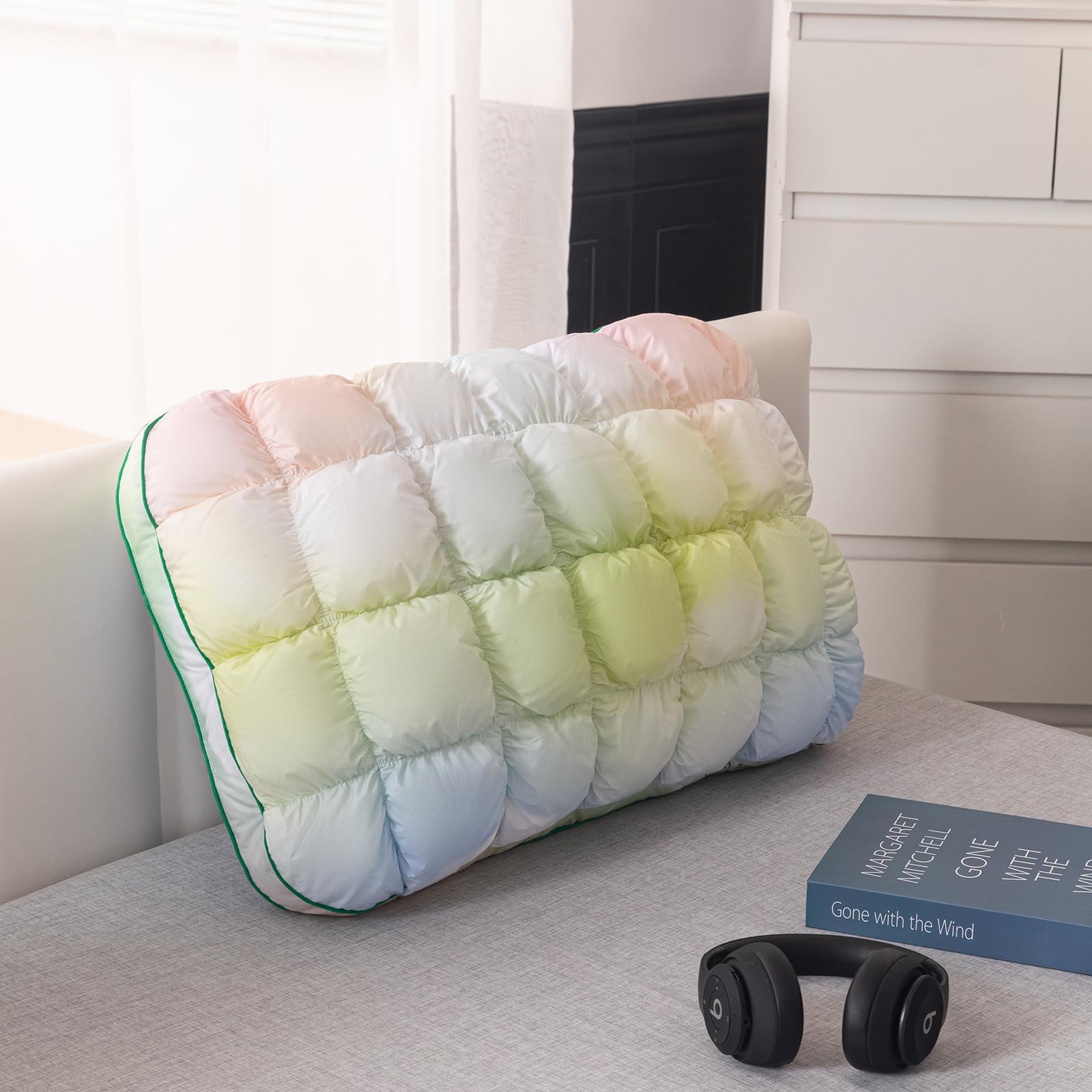 YOUR MOON Fluffy Support Bed Pillow Standard Size, Luxury Hotel Quality Bed Pillows for Side Sleeper, Super Soft Premium Down Alternative Filling Pillow for Sleeping (Rainbow)